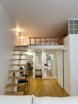 1 chambre, fer et planche à repasser, Wi-Fi, draps fournis
