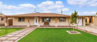 Cute Casa! 3 Bed/2 Bath/ Game room- Sleeps 10!