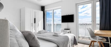 2 makuuhuonetta, silitysrauta/-lauta, vauvan matkasänky, ilmainen Wi-Fi