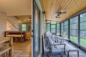 Interior - Magnolia Ridge - Dog Friendly! (Clayton)