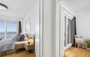 2 bedrooms, iron/ironing board, travel crib, free WiFi - Cozy apartment in Olpenitz with WiFi (Olpenitz)