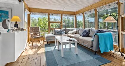 Amazing home in Ebeltoft with WiFi