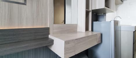 Deluxe Studio | Living area