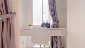 Studio Deluxe | Bàn, truy cập Internet không dây miễn phí 