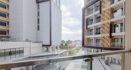 Homey And Scenic Studio At Patraland Amarta Apartment