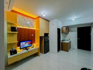 Deluxe Apartment | Living area