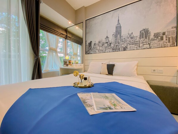 Estudio Deluxe | Escritorio y wifi gratis