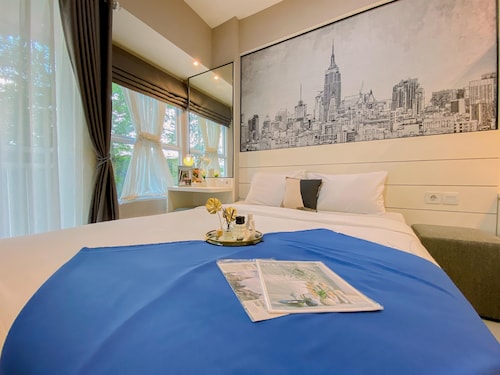 Comfy And Good Place Studio Citra Living Apartment