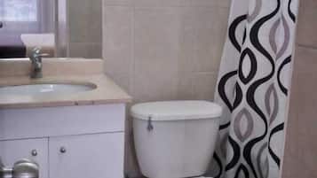 Comfort Apartment | Bathroom