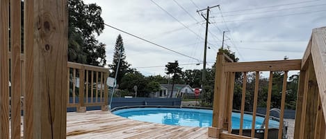 Utomhuspool