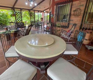 Outdoor dining