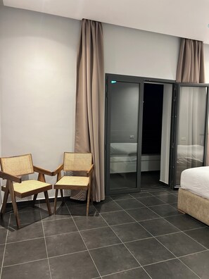 6 Schlafzimmer, Bügeleisen/Bügelbrett, WLAN, Bettwäsche
