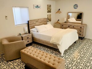 1 chambre, fer et planche à repasser, lit parapluie, Wi-Fi gratuit