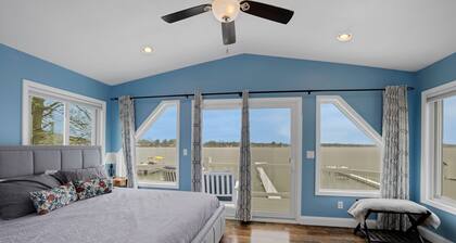 Devil's Lake Cove: Lakeside Living in Fall – Enjoy Scenic Views and Cozy Retreats!