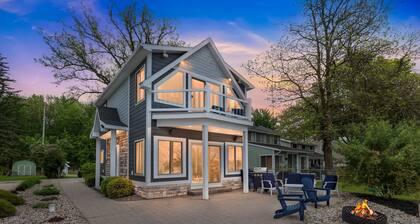 Devil's Lake Cove: Bloom-Season Escape â Lakefront Cottage Perfect for Spring Getaways