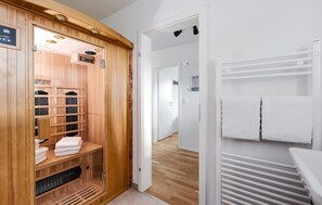 Sauna - Beach front apartment in Olpenitz (Olpenitz)