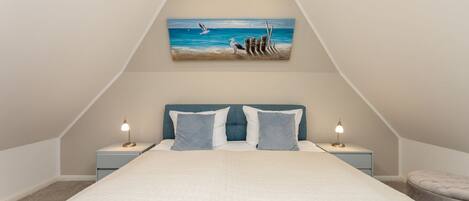 2 多间卧室、熨斗/熨衣板、WiFi、床单