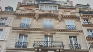 A multi-story building with classical architecture, featuring ornate balconies, large windows, and a prominent central entrance. - Haussmann Opera Penthouse130M2 Exclusive full 4floors Stone Balcony (4 bedrooms)  (Paris)