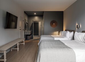 Premium bedding, down comforters, pillowtop beds, in-room safe - Stonebreaker Hotel (Fayetteville)