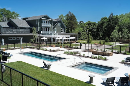 Seasonal outdoor pool