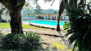 Piscina externa