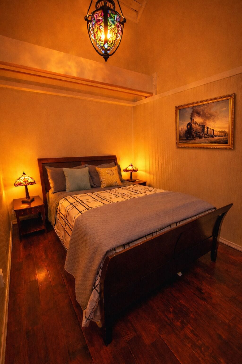 Cabaña, 1 habitación, cocina, vista al lago | Camas con efecto memoria, decoración personalizada y muebles diferentes 