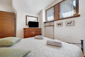 2 chambres, accès au Wi-Fi (inclus), literie fournie