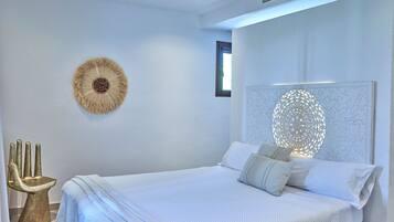 5 slaapkamers, een strijkplank/strijkijzer, gratis wifi, beddengoed