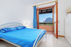 3 chambres, fer et planche à repasser, Wi-Fi gratuit, draps fournis