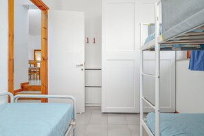 3 Schlafzimmer, Bügeleisen/Bügelbrett, kostenloses WLAN, Bettwäsche