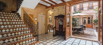 Inn 'Suite Junior' with Private Terrace, Wi-Fi and Air Conditioning