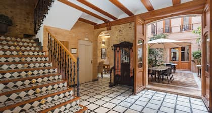 Inn 'Suite Junior' with Private Terrace, Wi-Fi and Air Conditioning