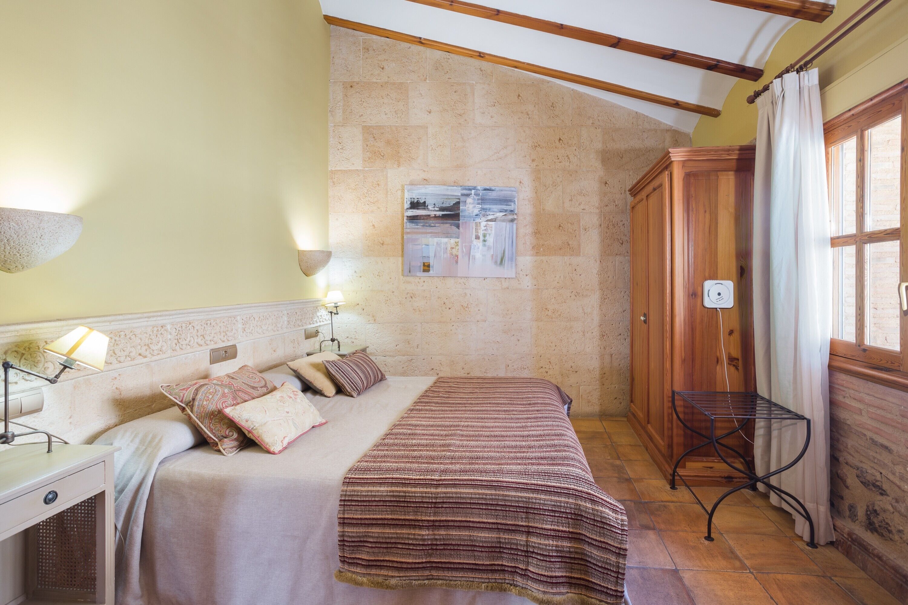 1 soverom, wi-fi (inkludert) og sengetøy