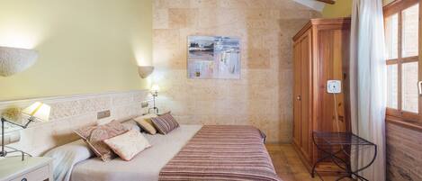 1 habitación, wifi gratis y ropa de cama