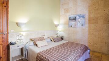 1 habitación, wifi gratis y ropa de cama