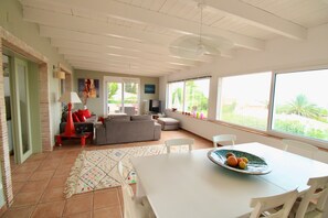 Interior - Holiday Home 'Villa Betty' with Sea View, Wi-Fi and Air Conditioning (Dénia)