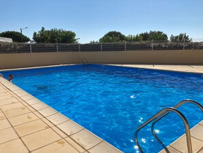 Pool - Holiday Home 'Maison Entre Mers Et Vignes' with Shared Pool, Private Terrace and Air Conditioning (Marseillan)