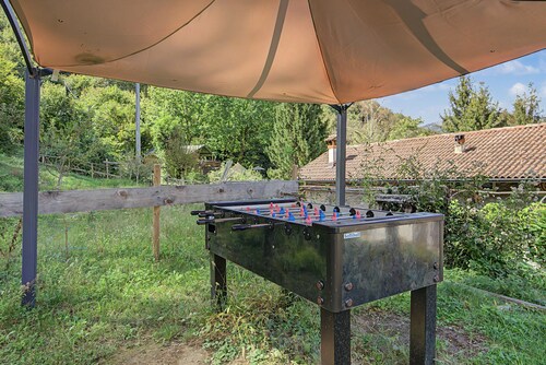 Glamping 'C Selva Tenda Castagno' with BBQ and Shared Pool