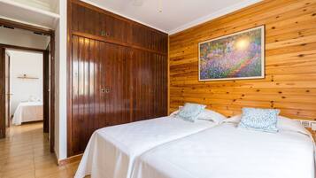 2 Schlafzimmer, Bügeleisen/Bügelbrett, kostenloses WLAN, Bettwäsche