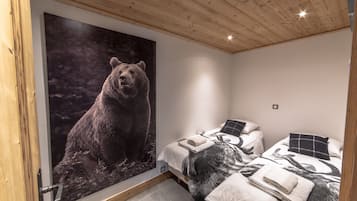 4 Schlafzimmer, Bügeleisen/Bügelbrett, kostenloses WLAN, Bettwäsche