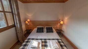 4 chambres, fer et planche Ă repasser, Wi-Fi gratuit, draps fournis