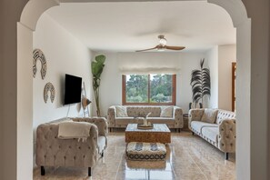 TV, table tennis - Villa "Amigo Near Las Dalias - Nice" (Illes Balears)