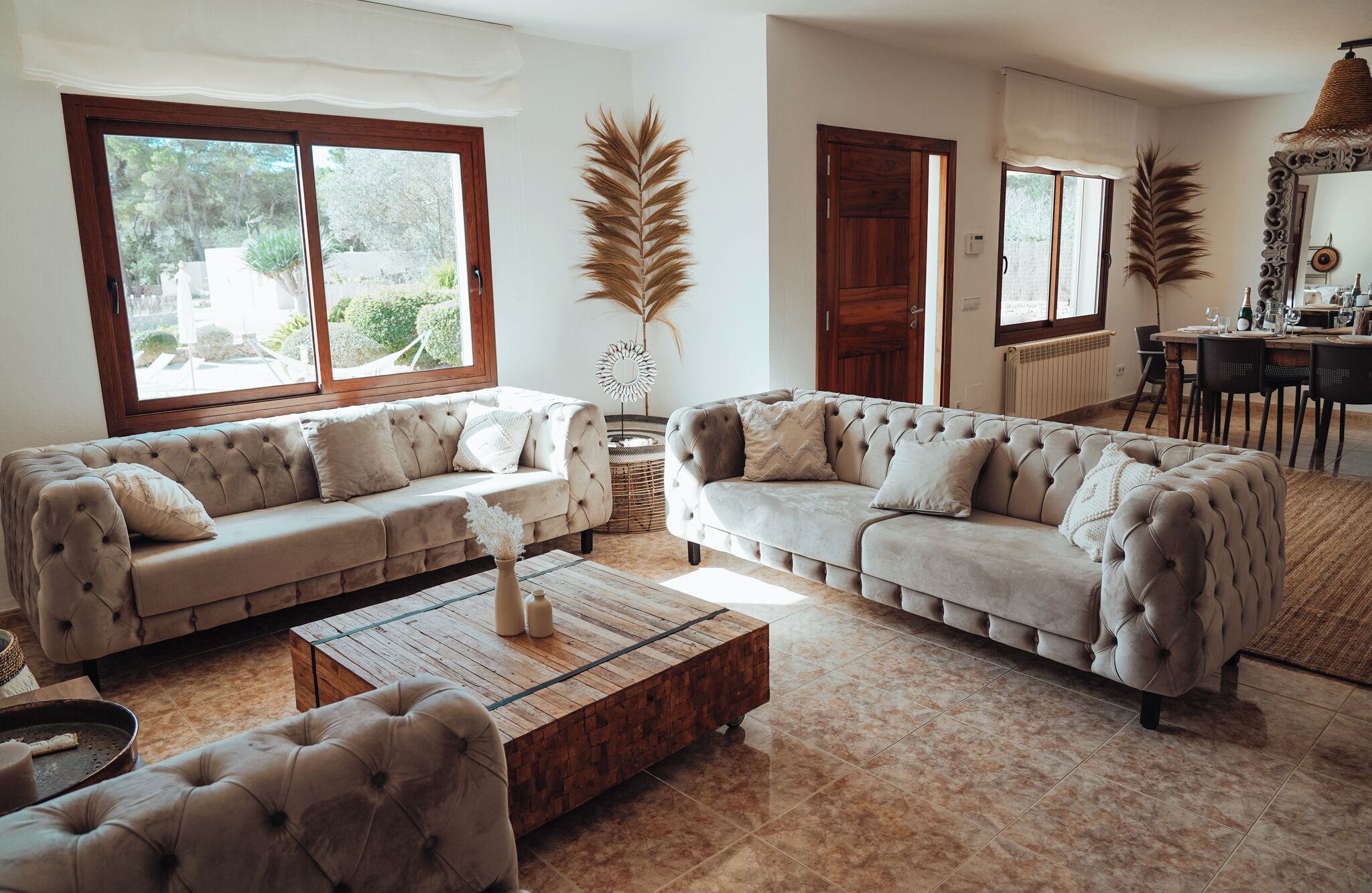 Fernseher, Tischtennisplatte