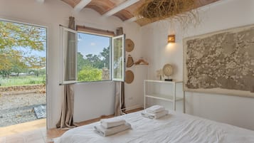 4 habitaciones, tabla de planchar con plancha y wifi gratis