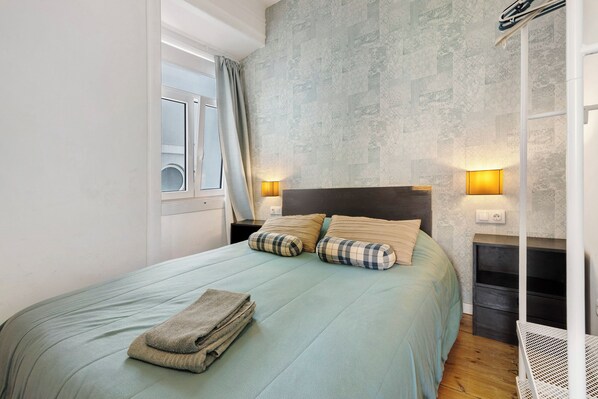 2 Schlafzimmer, Bügeleisen/Bügelbrett, kostenloses WLAN, Bettwäsche