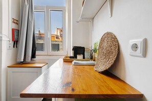 Interior - Apartment 'Mouraria Flat 2E By Insighthome' with Wi-Fi (Lisboa)