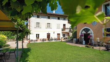 Ristorazione all'aperto