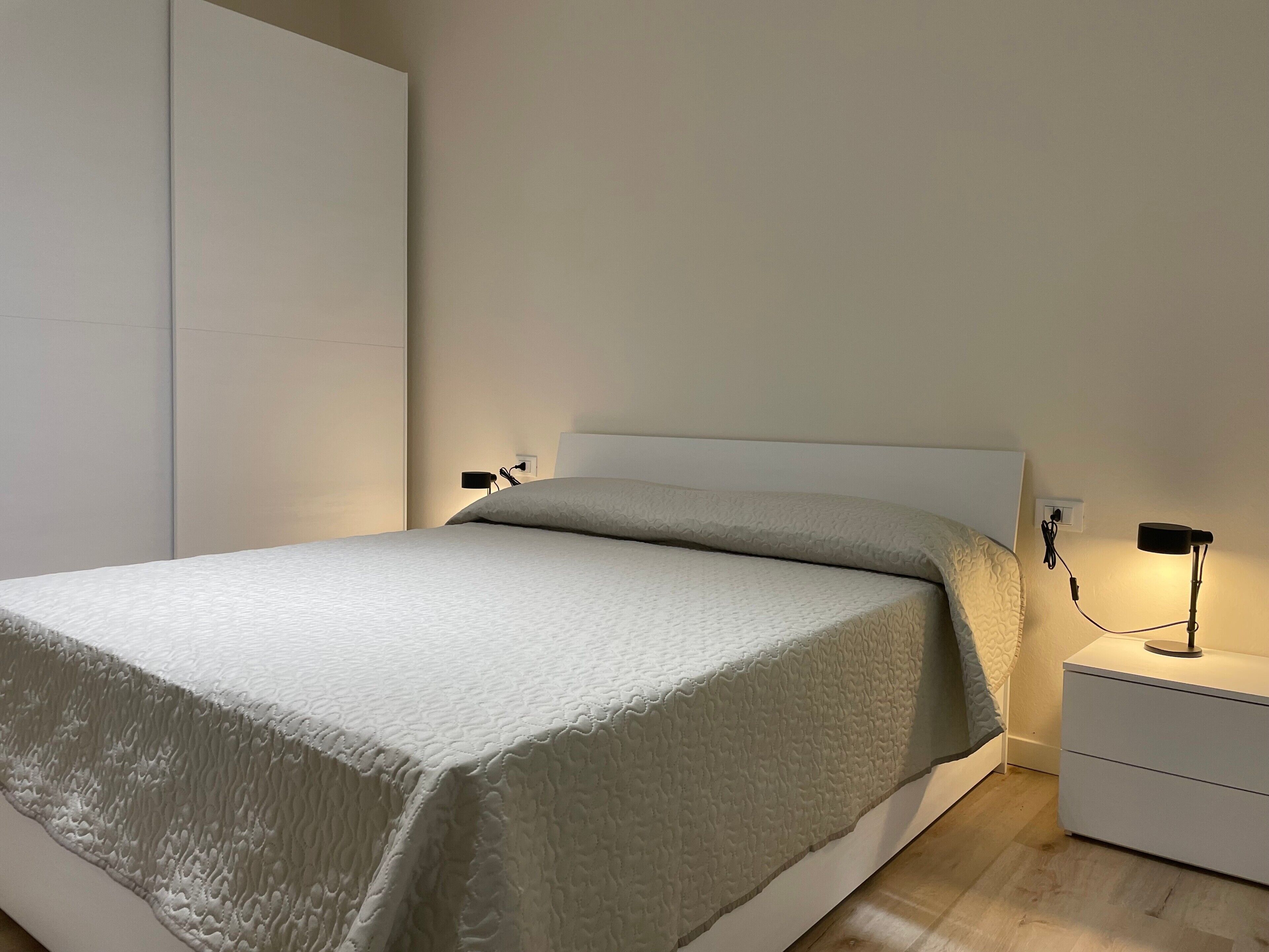 2 bedrooms, iron/ironing board, free WiFi