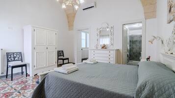 2 habitaciones y ropa de cama