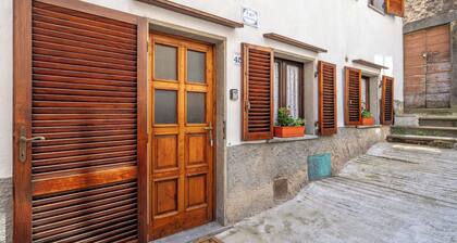 Holiday Home 'La Casina Di Nonno Loriano' with Wi-Fi